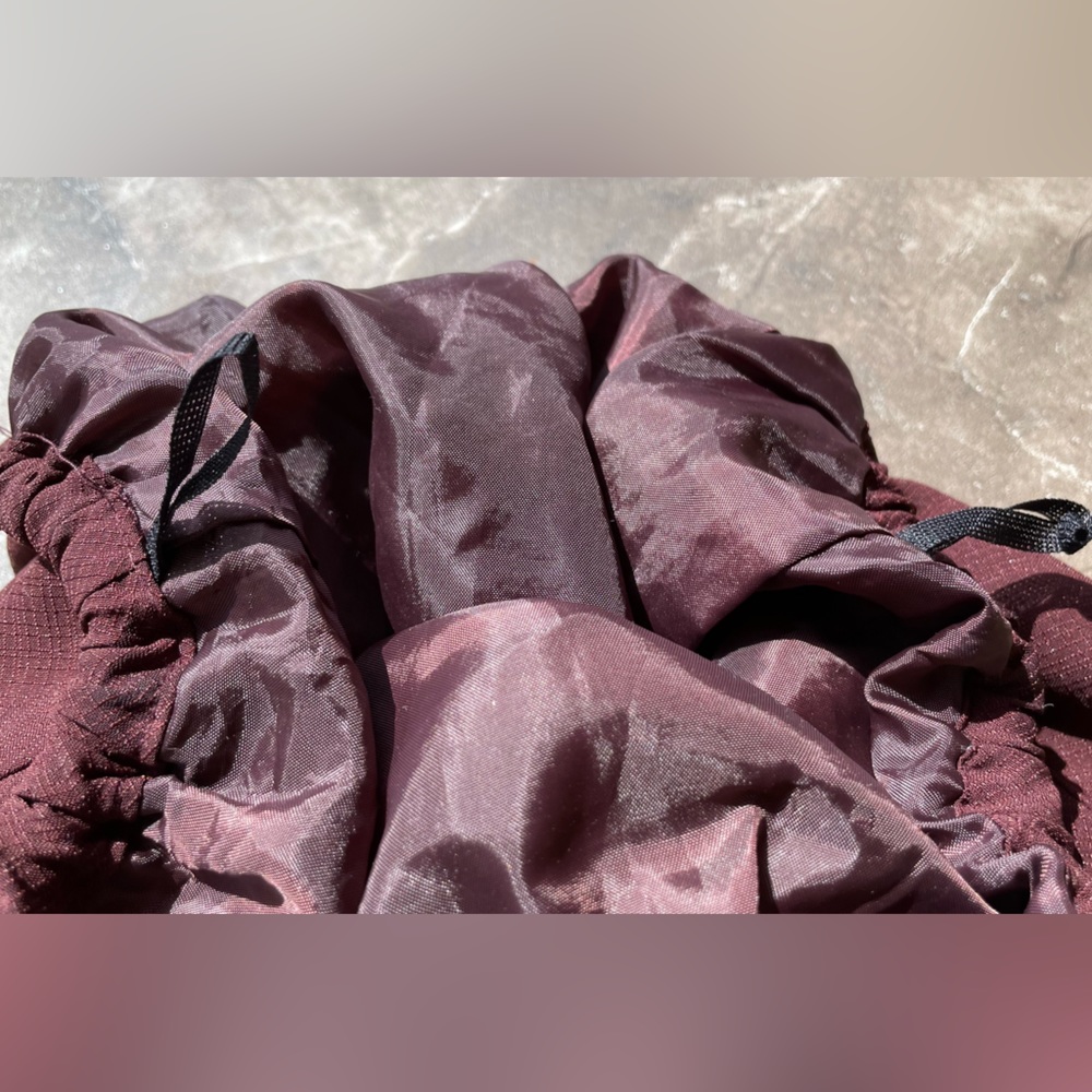 Vintage Deep Maroon skirt - Picture 7 of 7